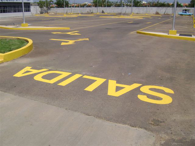 Demarcación vial