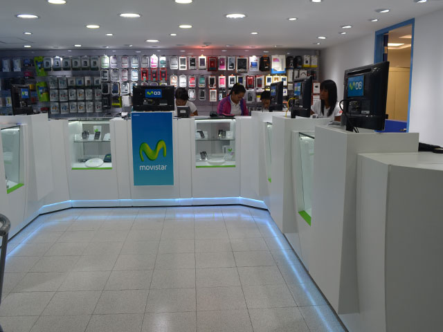 Mobiliario de Tienda Agente Movistar